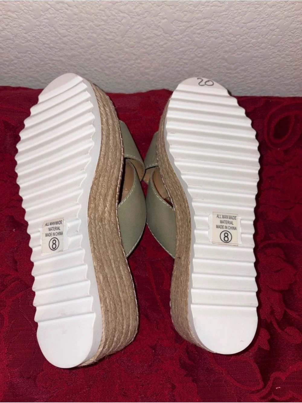 Soda Thyme Criss-Crossed Espadrille Platform Slides Sz 8 NWOT